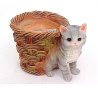 Кашпо Котенок с корзинкой